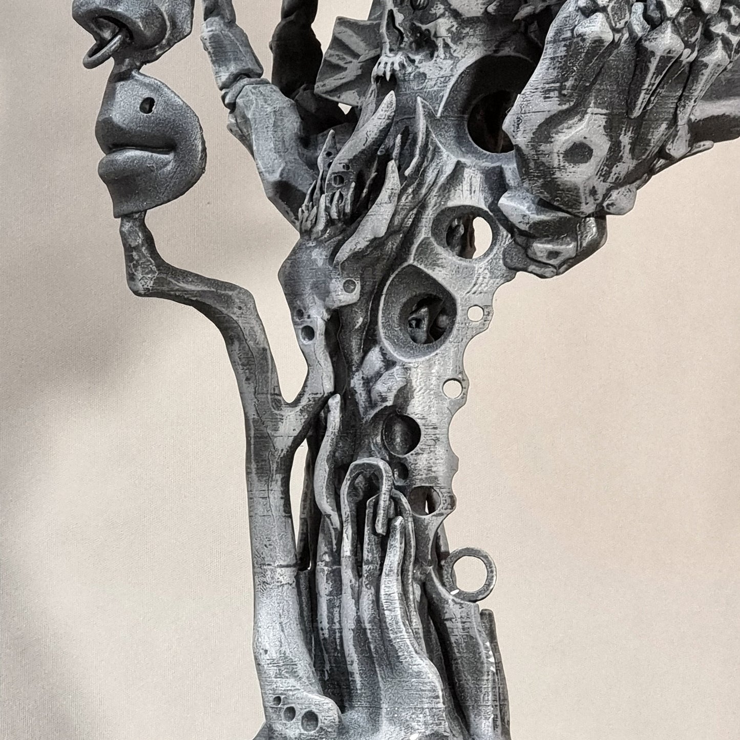 Saint (3D Printed Sculpture).  Print Time: 2 Month.  Weight: 3 Kg.  Dimension: 40"x48"x90" Cm.  Material: PLA Filament, Gray.  Color: Black Matte Patina over Gray, Full Matte.  Shipment: Totally free Worldwide.